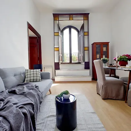 Apartment Cavour 2 Bedrooms *