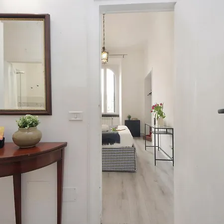 Cavour 2 Bedrooms * רומא