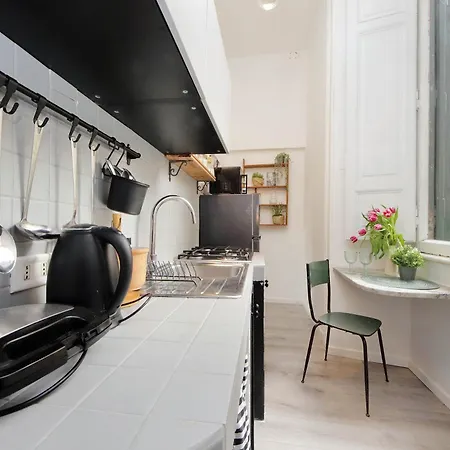 Cavour 2 Bedrooms *