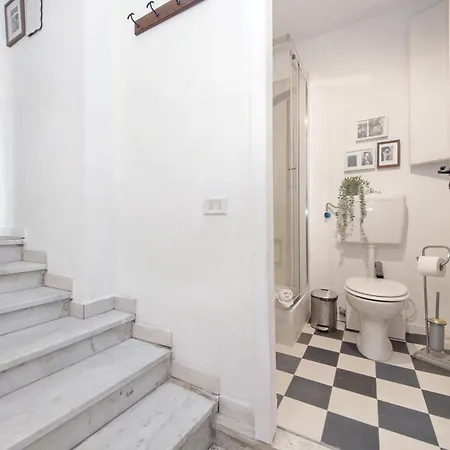 Cavour 2 Bedrooms דירה רומא