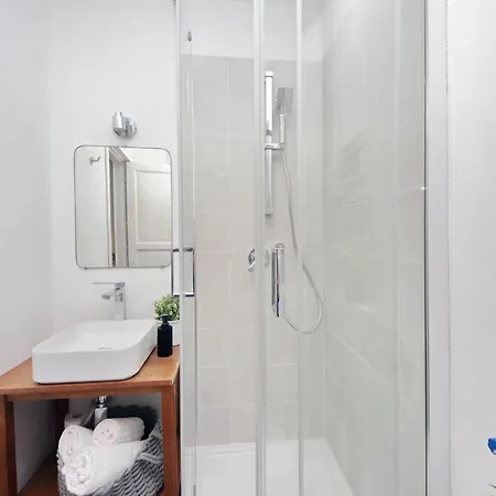 Cavour 2 Bedrooms * רומא