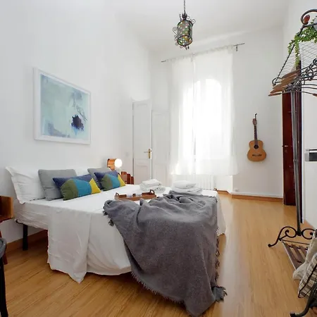 Cavour 2 Bedrooms *