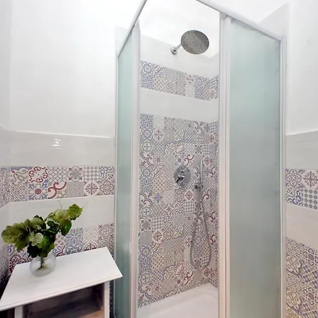 Cavour 2 Bedrooms Rome